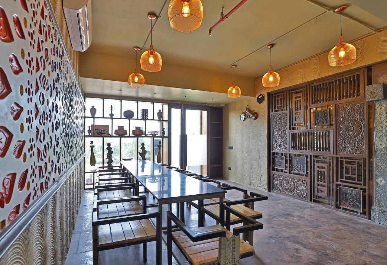 Palette - Hotel Welcome Kadi Exterior photo